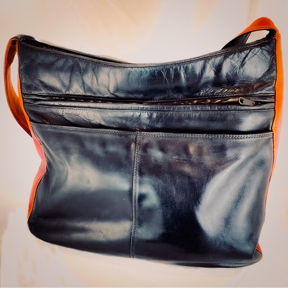 Versatile Leather David Alexander Crossbody Bag - Picture 4 of 5